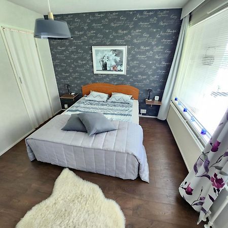 Valoisa Huoneisto Jossa Erinomaiset Vuoteet. Mikkeli Esterno foto
