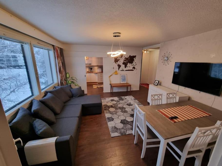 Valoisa Huoneisto Jossa Erinomaiset Vuoteet. Mikkeli Esterno foto