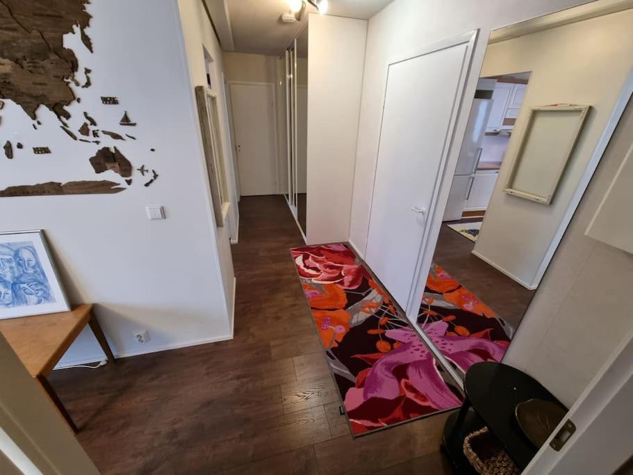 Valoisa Huoneisto Jossa Erinomaiset Vuoteet. Mikkeli Esterno foto
