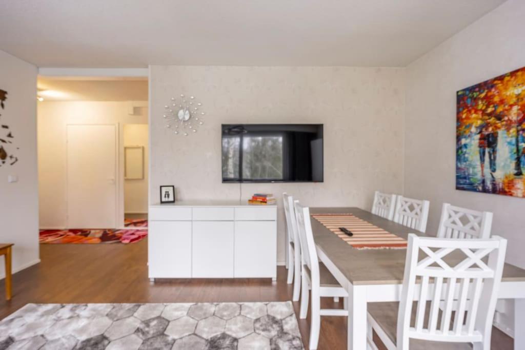 Valoisa Huoneisto Jossa Erinomaiset Vuoteet. Mikkeli Esterno foto